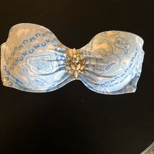 Strapless bandeau swim suit top with gem